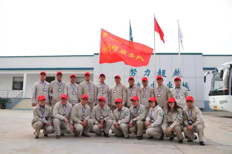 江蘇連云港市贛榆區(qū)供電公司服務(wù)菜農(nóng)助力鄉(xiāng)村振興，提供貼心服務(wù)受贊譽(yù)