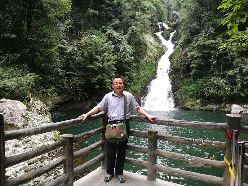 青島恒星科技學(xué)院教師張至昊榮獲山東省教育廳“山東學(xué)校優(yōu)秀思政課教師”榮譽(yù)稱號